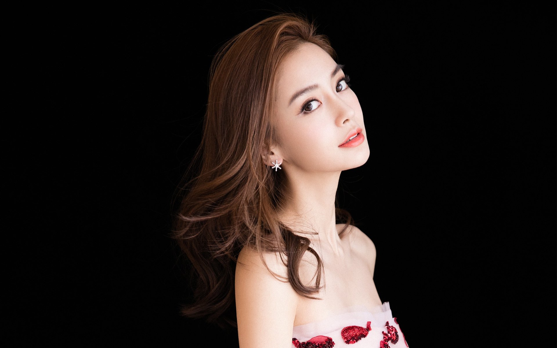 里程碑之夜的光与影，乔治纪录背后的失意与马刺的致命一击